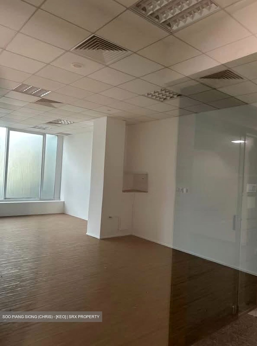SQUARE 2 (D11), Retail #602975121